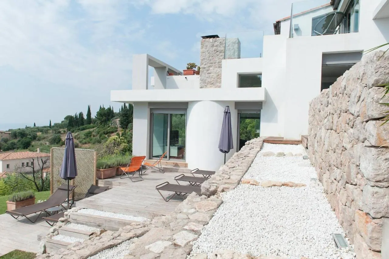 Amazing Modern Villa In Nice